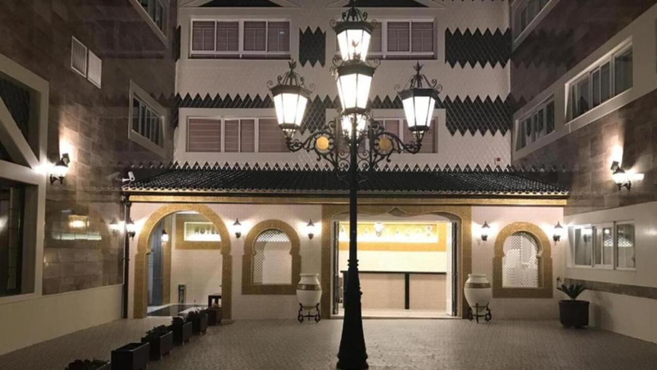 Hotel Las Acacias Puente Genil Exterior photo